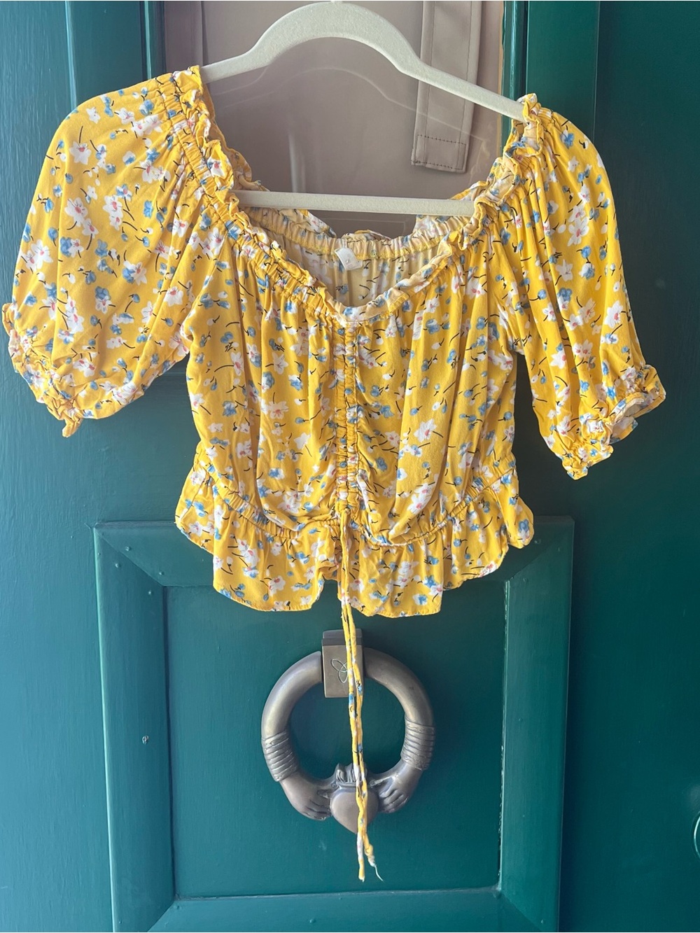 KanCan Yellow Floral Ruched Peasant Crop Top with Puff Sleeves